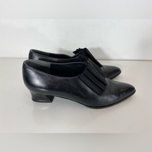 Stuart Weitzman New York Women Size 8.5 AA Narrow Black Leather Block Heel Pumps